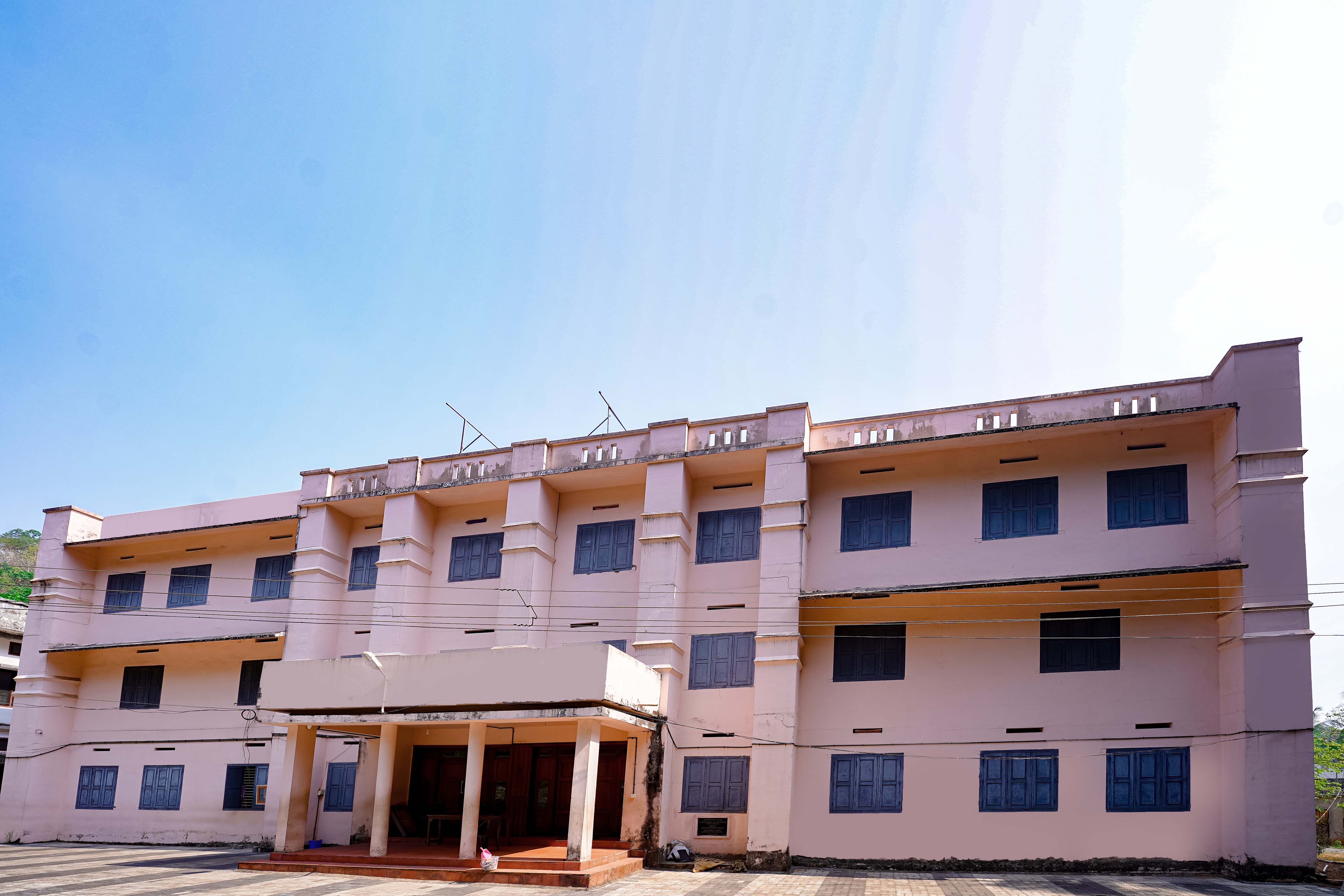 JNE Girl's HOSTEL